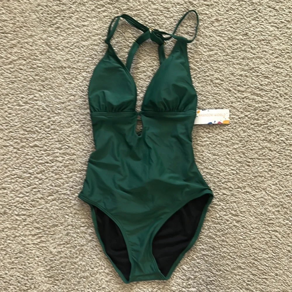 SOCIALA Sexy Strappy Back Monokini Swimsuit - Picture 3 of 5